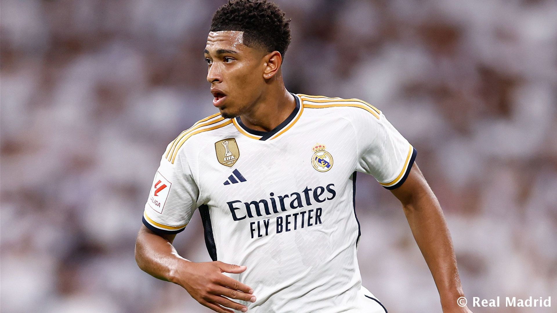 斯基拉：尤文将给伊尔迪兹500-550万年薪，加与欧冠挂钩奖金（斯基拉：尤文拟向伊尔迪兹提供500-550万年薪，附欧冠表现奖金）