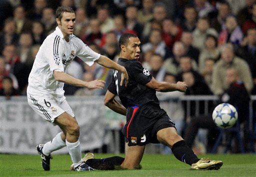 记者：切尔西引进哈托的转会费为4300万欧元，并包含转会分成（记者称：切尔西以4300万欧拿下哈托，附带二次转会分成条款）