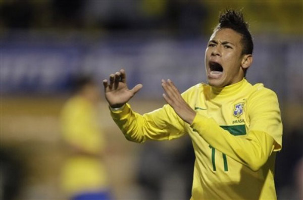 足球世界杯预选赛爆大冷，排名前五的强队遭淘汰