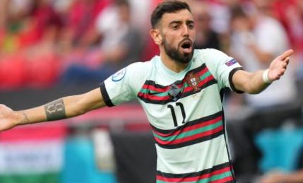 温家宝：球迷的呐喊让我们充满动力，场下我也会跟着他们唱歌（温家宝：球迷的呐喊激励着我们，场下我也会与他们一起唱歌）