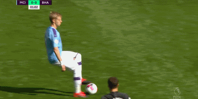 罗马诺：切尔西今日询价塞梅尼奥，曼市双雄已与团队谈判数日（罗马诺：切尔西今日问价塞梅尼奥，曼联与曼城已与其团队谈判多日）