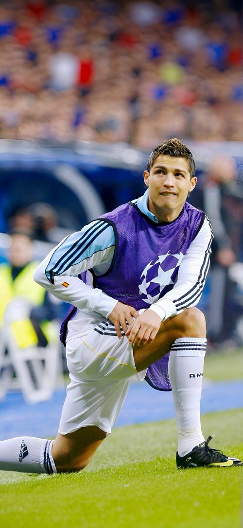 陈哲宣得到津门虎赛季首红，中超所有球队本赛季都有红牌入账（陈哲宣领到津门虎赛季首红，中超本季已无球队零红牌）