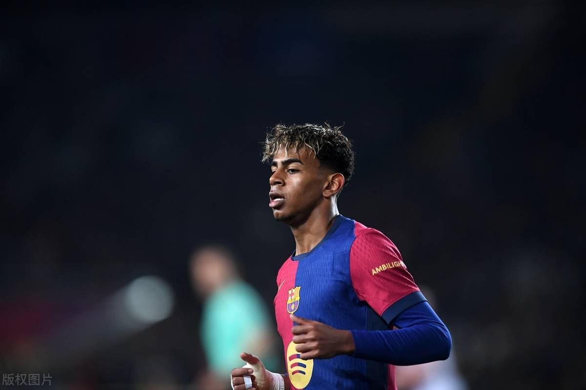 火箭115-113快船 球员评价：阿门满分，6人及格，2人低迷（火箭115-113险胜快船｜球员打分：阿门满分，6人合格，2人低迷）