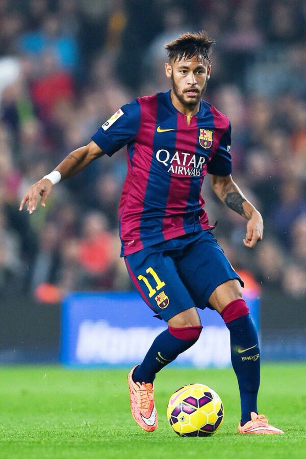 胡明轩全场5投0中无运动战进球，个人正负值-15全队最低