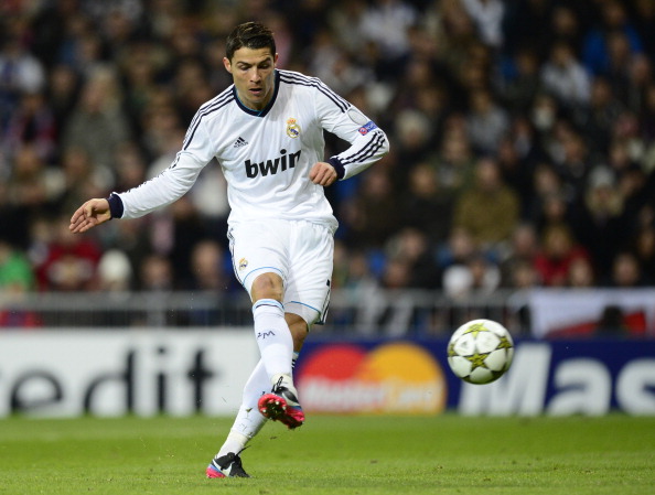 传奇！老将阿斯帕斯西甲400场里程碑之夜送助攻斩皇马