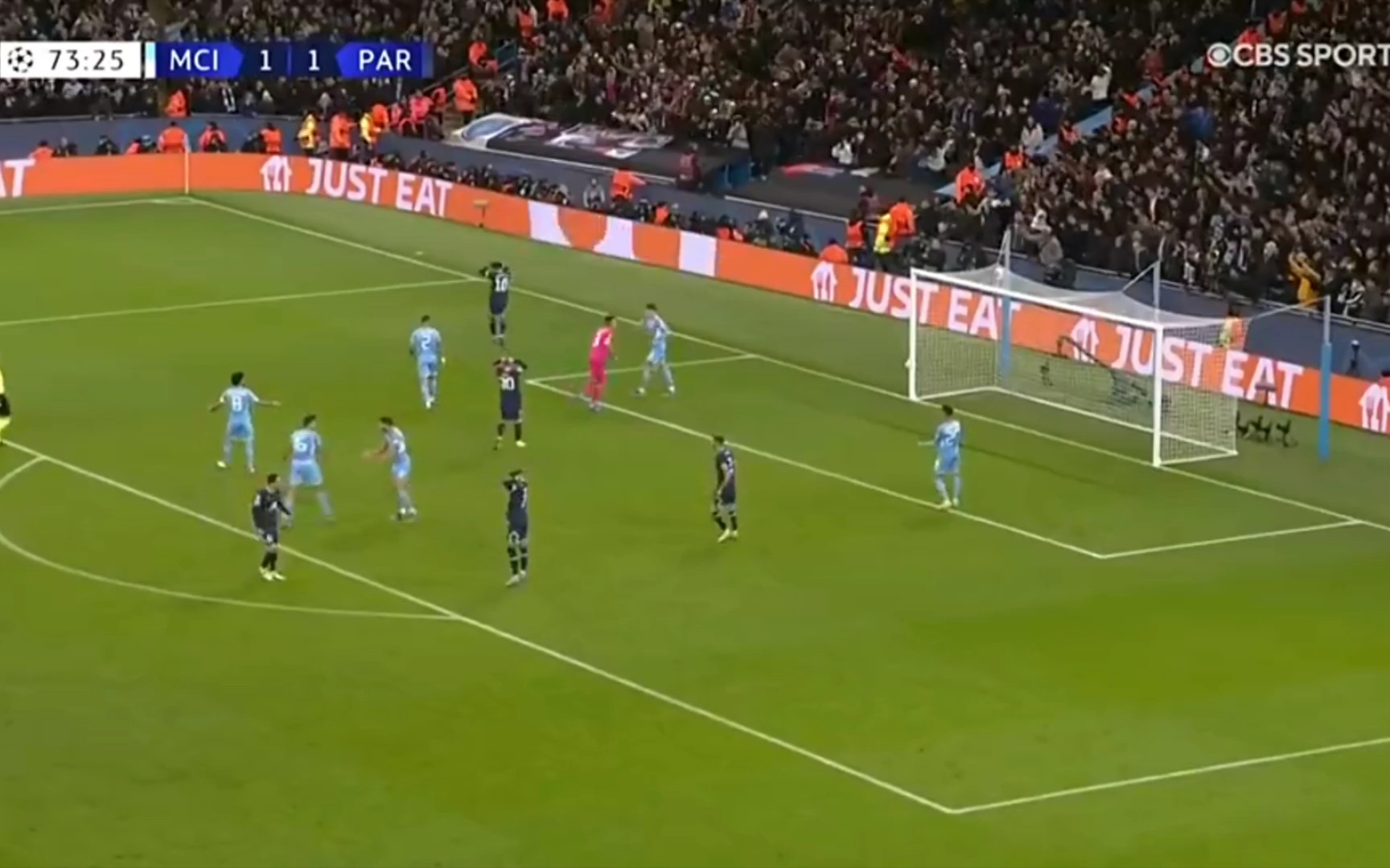 蒂亚戈：若瓜帅的足球是控制中的秩序，渣叔则是混乱中的自信（蒂亚戈：瓜迪奥拉的足球讲究控制与秩序，克洛普则在混乱中更显自信）