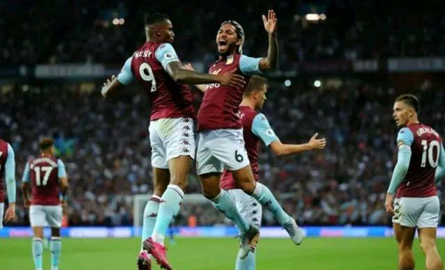 拜仁德甲霸主地位持续巩固（拜仁在德甲的统治优势日益稳固）