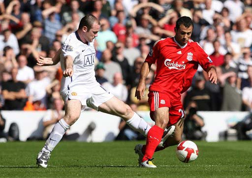 无解！约基奇单节4中4罚球4中4得到13分4篮板3助攻（约基奇单节神准：投篮4投4中＋罚球4罚4中，轰13分4篮板3助攻）