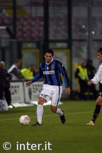 日本8比3胜德国，但张本智和却笑不出来！时隔38天再输邱党（日本8-3击败德国，张本智和难言喜悦：时隔38天再负邱党）